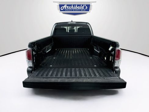 Used 2023 Toyota Tacoma TRD Off-Road w/ Technology Package AWD/4WD image 27