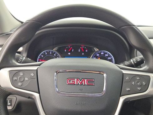 Used 2023 GMC Acadia SLE image 32