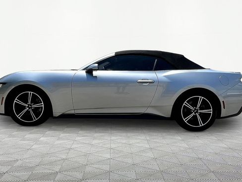 Used 2024 Ford Mustang Premium RWD image 4
