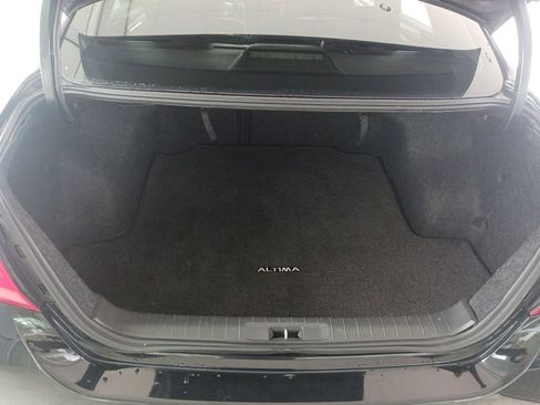 Used 2016 Nissan Altima 2.5 SV w/ Convenience Package image 13