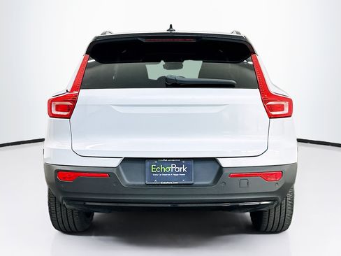 Used 2021 Volvo XC40 P8 Recharge AWD/4WD image 7
