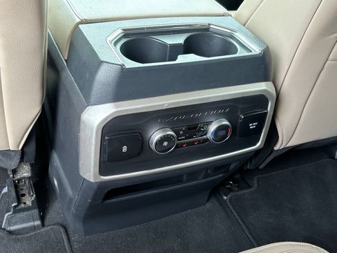 Used 2024 Ford Expedition Max Limited AWD/4WD image 16