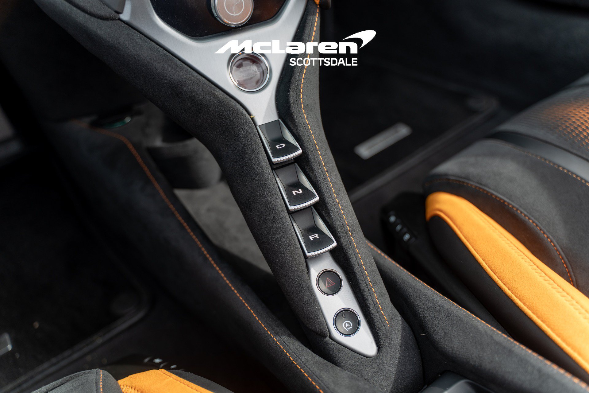 Used 2024 McLaren 750S Spider RWD image 16