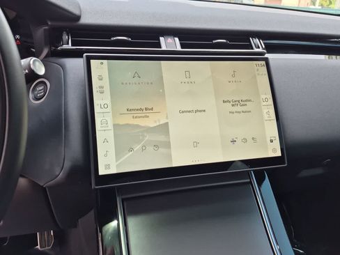Certified 2025 Land Rover Range Rover Velar Dynamic SE AWD/4WD image 28