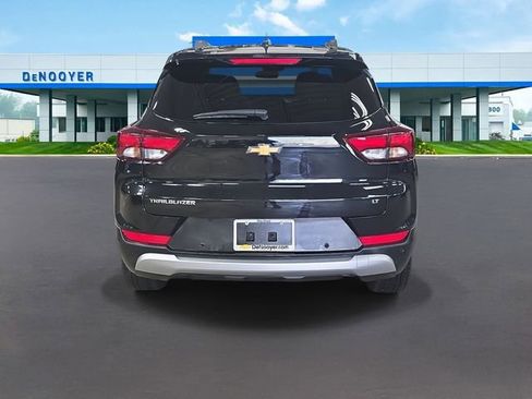 Used 2024 Chevrolet TrailBlazer LT w/ Driver Confidence Package image 6