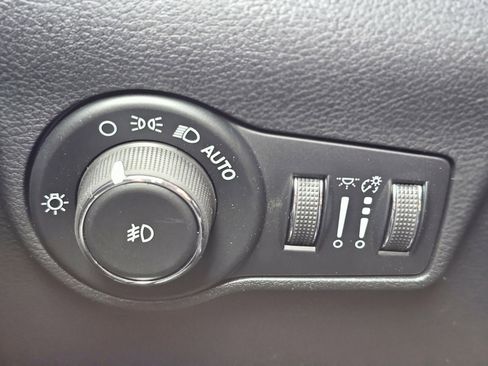 New 2026 Jeep Compass Trailhawk image 16