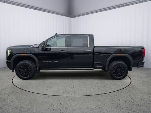 Used 2024 GMC Sierra 2500 Denali w/ Denali Reserve Package image 5