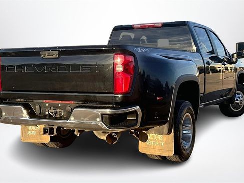 Used 2023 Chevrolet Silverado 3500 LT w/ Texas Edition image 5