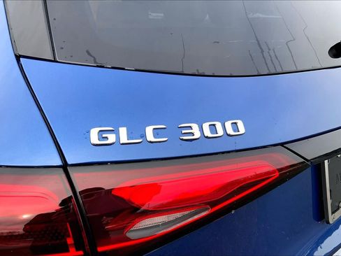 Used 2026 Mercedes-Benz GLC 300 4MATIC image 19