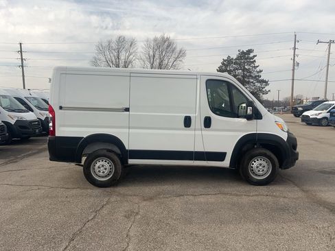 Used 2025 RAM ProMaster 1500 w/ Convenience Group image 2