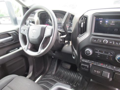 Used 2024 Chevrolet Silverado 2500 W/T w/ WT Convenience Package AWD/4WD image 12