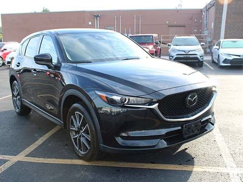 Used 2018 MAZDA CX-5 Touring w/ Preferred Equipment Package AWD/4WD image 4
