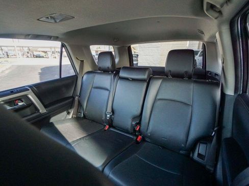 Used 2018 Toyota 4Runner Limited AWD/4WD image 32