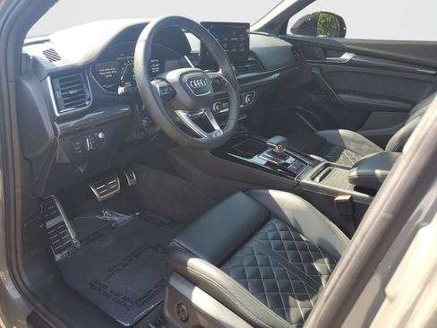 Used 2024 Audi SQ5 Prestige w/ Prestige Package AWD/4WD image 19