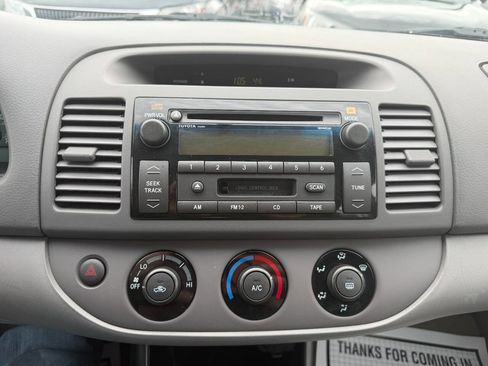 Used 2002 Toyota Camry LE image 24