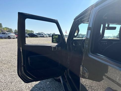 Used 2023 Jeep Wrangler Unlimited w/ 8.4" Radio Group AWD/4WD image 22