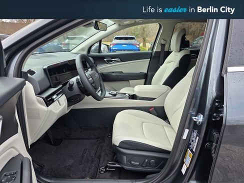 New 2026 Kia Sportage EX AWD/4WD image 16