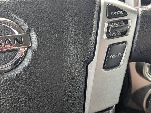 Used 2018 Nissan Titan SV image 26