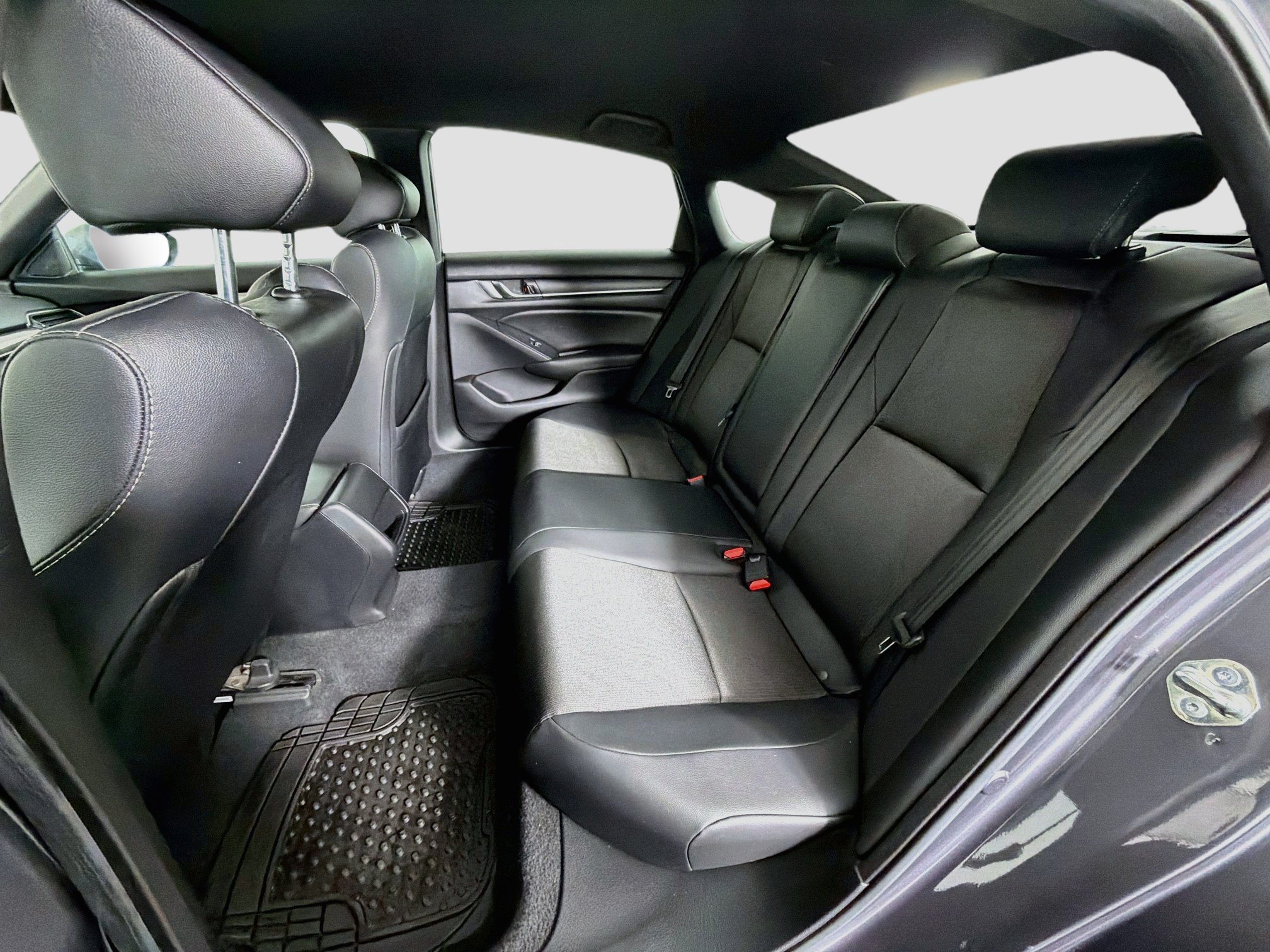 Used 2020 Honda Accord Sport image 25