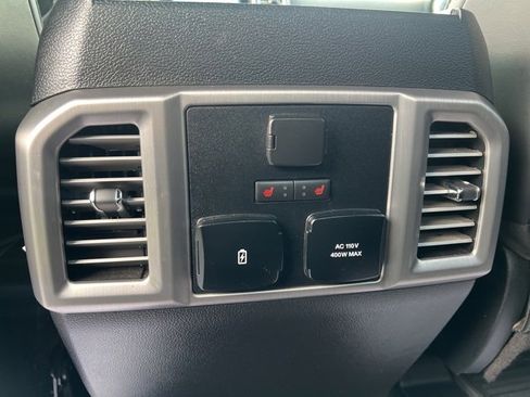 Used 2017 Ford F250 Platinum w/ FX4 Off-Road Package image 21