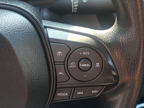 Used 2024 Toyota Corolla LE FWD image 21