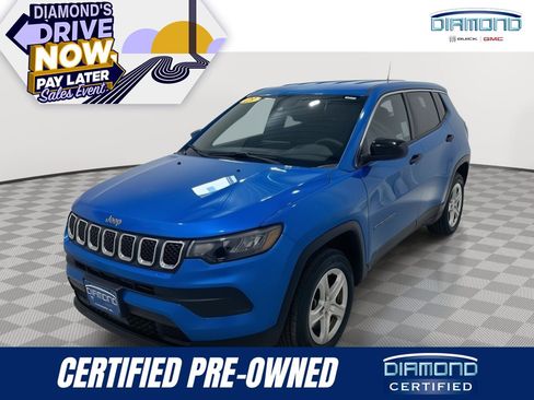 Used 2023 Jeep Compass Sport image 1