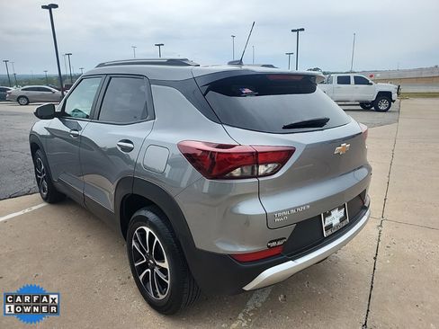 Used 2025 Chevrolet TrailBlazer LT image 4