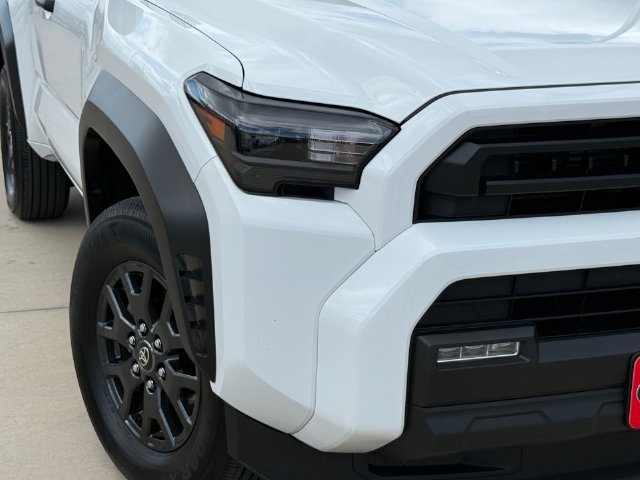 Used 2026 Toyota 4Runner SR5 AWD/4WD image 6