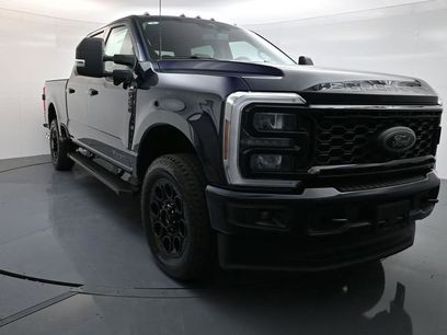 New 2025 Ford F250 XLT w/ Black Appearance Package