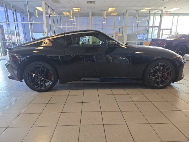 Used 2025 Nissan Z Performance w/ Floor Mat Package RWD image 9