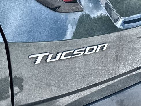 Used 2022 Hyundai Tucson SEL w/ Cargo Package AWD/4WD image 10