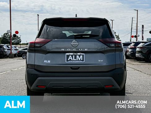 Used 2023 Nissan Rogue SV FWD image 5