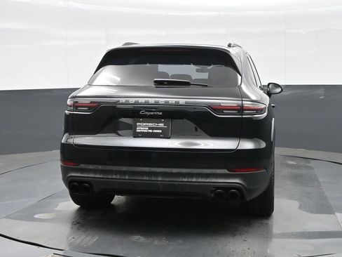 Certified 2023 Porsche Cayenne Platinum Edition AWD/4WD image 6