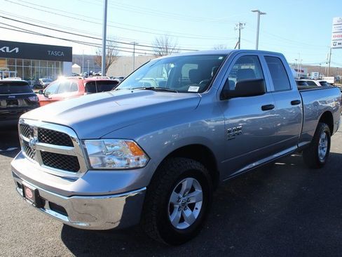 Used 2024 RAM 1500 Classic SLT image 2