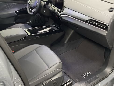 New 2025 Volkswagen ID.4 Pro S Plus image 10