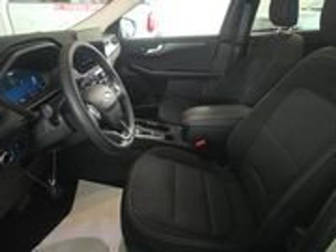 Used 2023 Ford Escape Active w/ Tech Pack #2 image 2