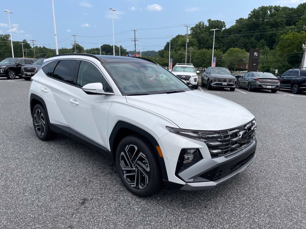 New 2026 Hyundai Tucson Limited FWD image 2