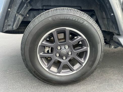 Used 2021 Jeep Gladiator Overland w/ Popular Equipment Package image 15