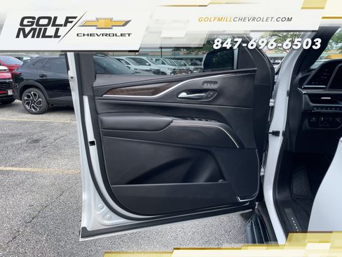 Certified 2024 Cadillac Escalade Sport Platinum w/ Heavy-Duty Trailer Package AWD/4WD image 13