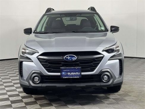 Used 2024 Subaru Outback Premium image 6