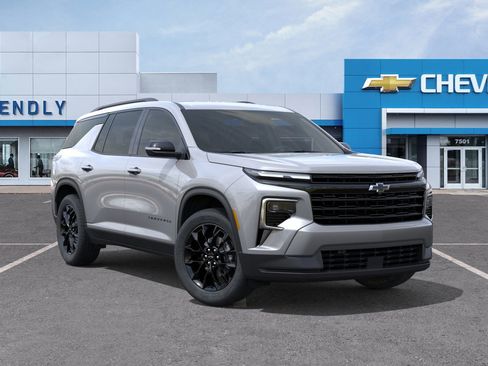 New 2026 Chevrolet Traverse LT w/ Midnight/Sport Edition image 17