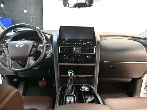 Used 2024 INFINITI QX80 Premium Select w/ Cargo Package image 5