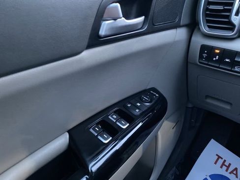 Used 2018 Kia Sportage SX image 28
