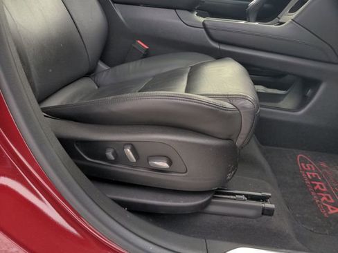 Used 2017 Cadillac XT5 Premium Luxury w/ LPO, Wheel Lock Package image 26