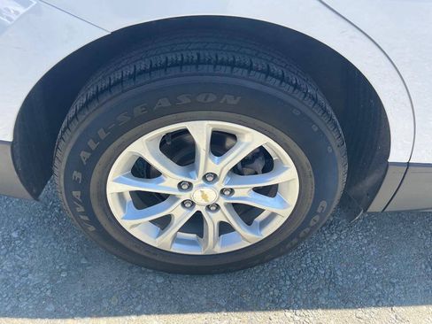 Used 2018 Chevrolet Equinox LS AWD/4WD image 30