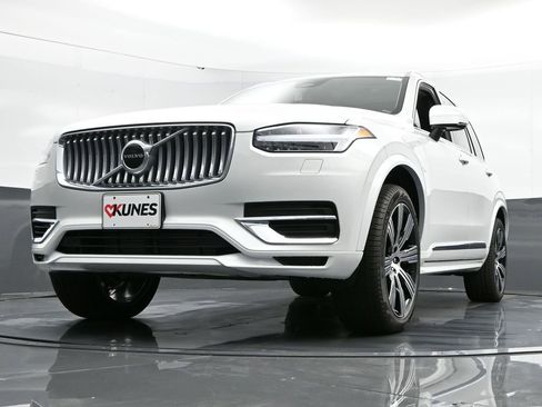 New 2025 Volvo XC90 T8 Core w/ Protection Package Premier AWD/4WD image 44