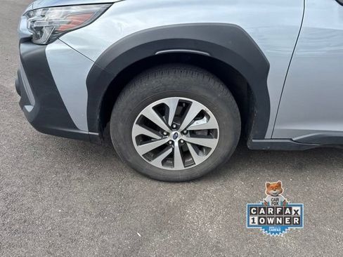 Used 2024 Subaru Outback Premium AWD/4WD image 15