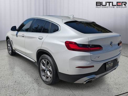 Used 2025 BMW X4 xDrive30i image 4