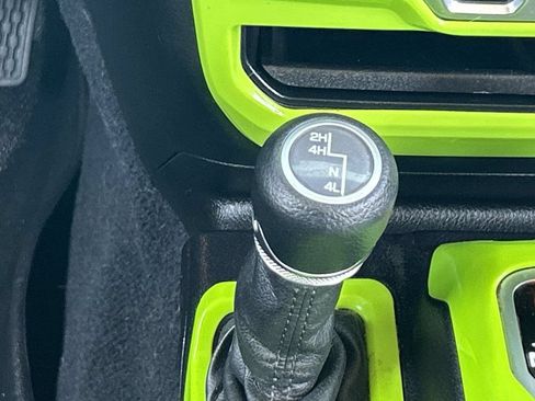 Used 2018 Jeep Wrangler Unlimited Sport S AWD/4WD image 25
