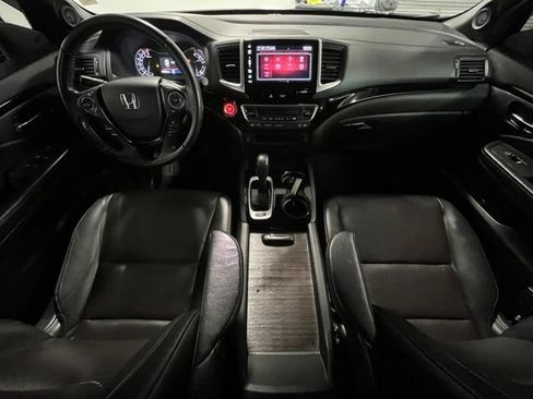 Used 2017 Honda Ridgeline Black Edition image 17
